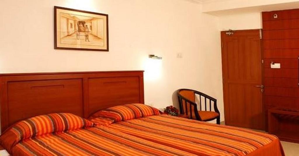 Hotel Hill View Kochi Buitenkant foto